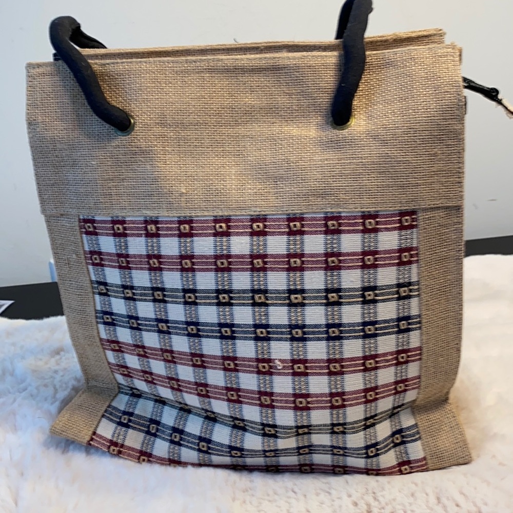 Beautiful jute bag (new without tags)